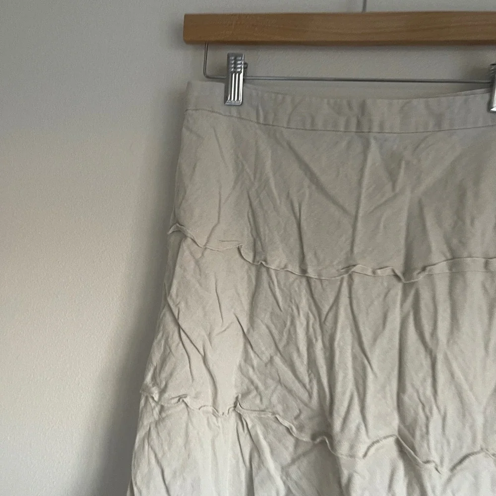Vintage Christopher and‎ Banks Tiered Beige Linen Midi Skirt Size 8 - Picture 8 of 12